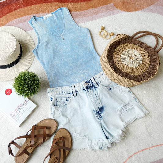 Mineral wash bodysuit w/ snap buttons